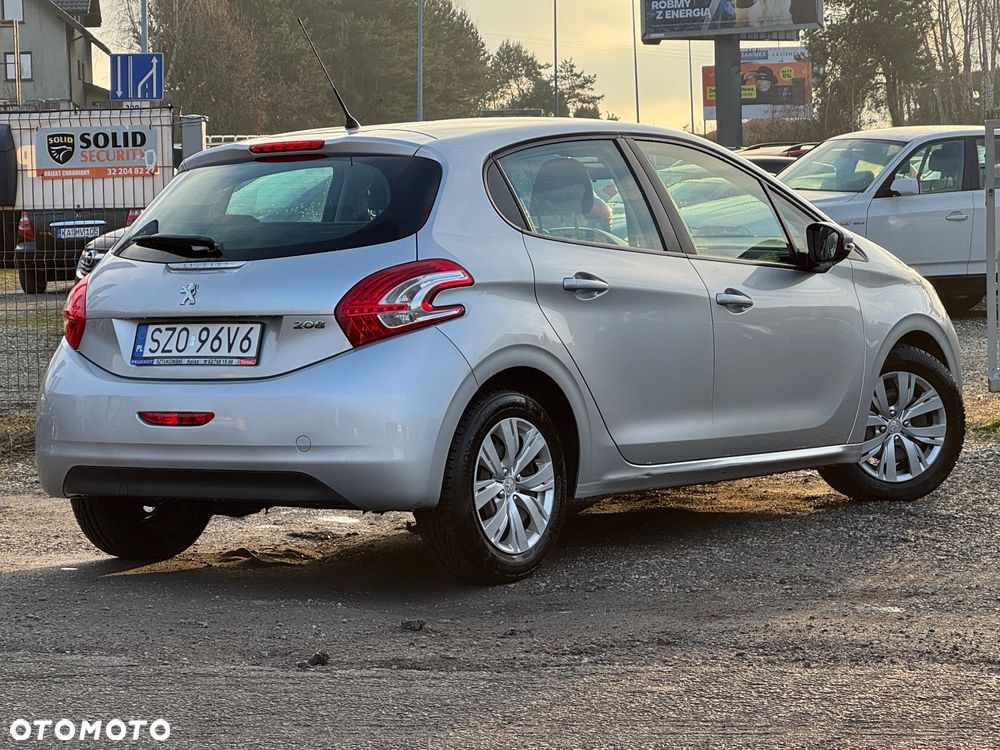 Peugeot 208 - 7
