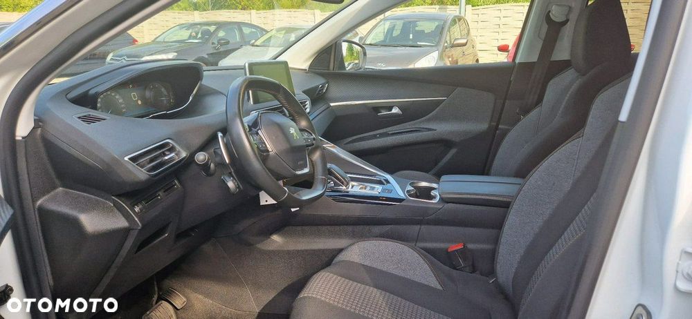 Peugeot 3008 - 31