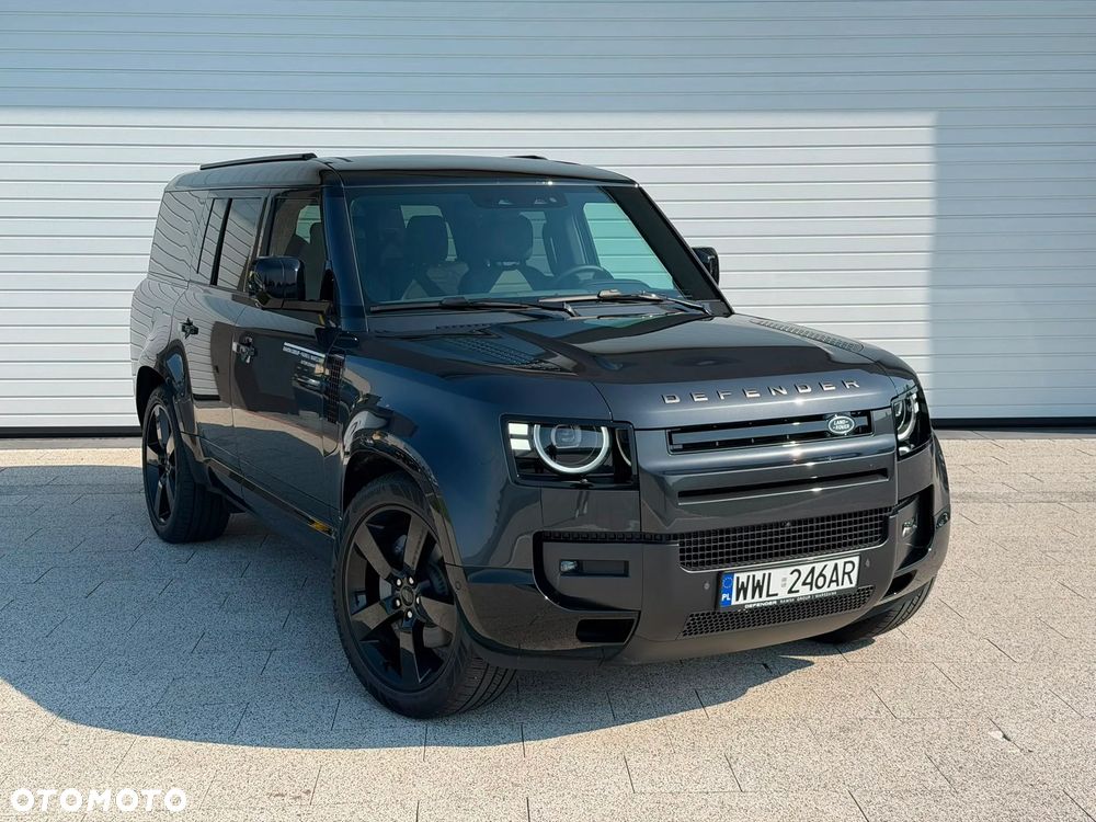 Land Rover Defender - 2