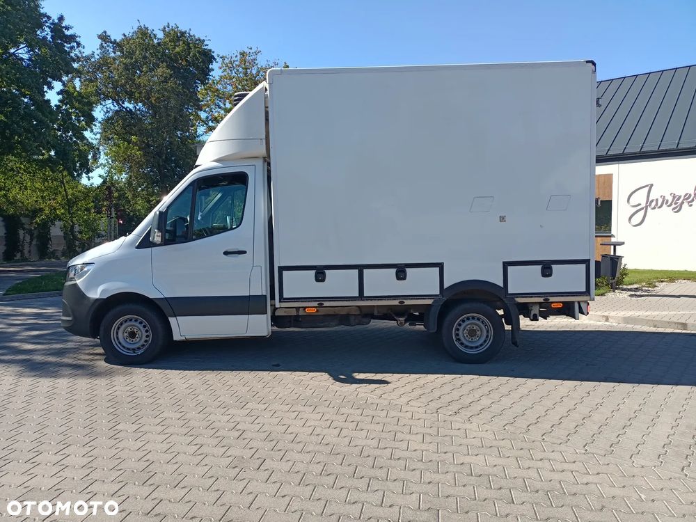 Mercedes-Benz SPRINTER - 5
