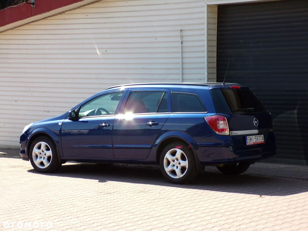 Opel Astra - 16