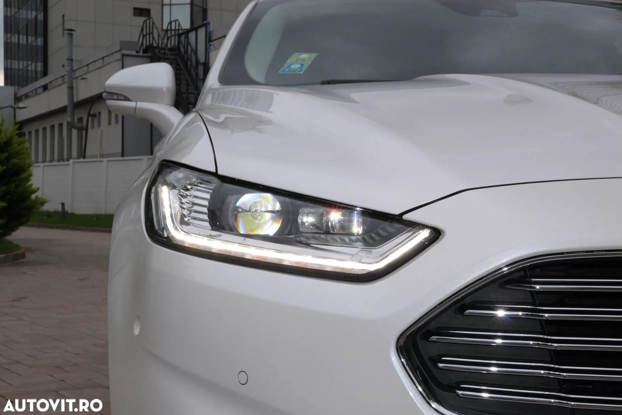 Ford Mondeo 2.0 TDCi Powershift ST Line High - 4