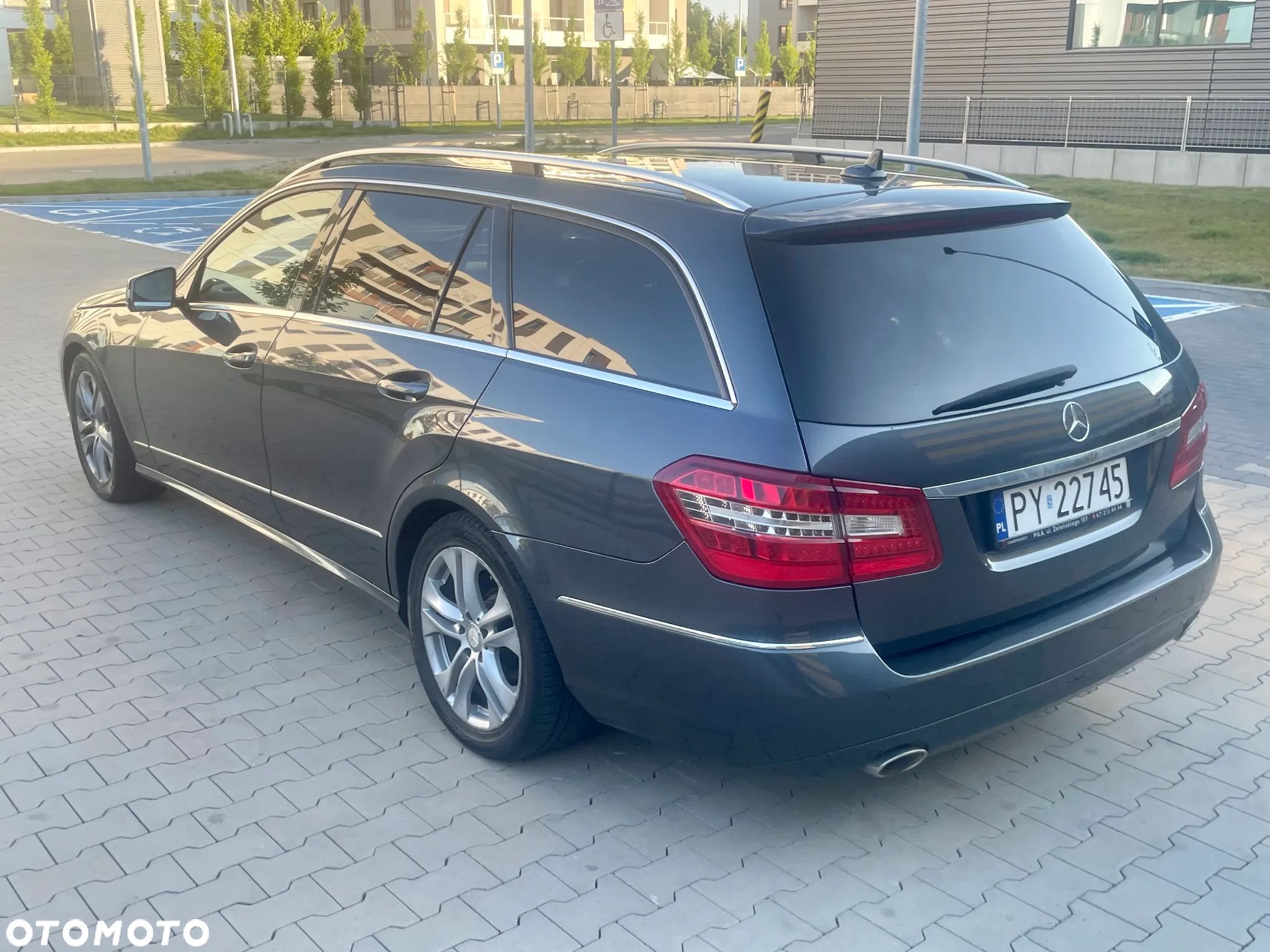 Mercedes-Benz Klasa E 350 T CDI DPF BlueEFFICIENCY 7G-TRONIC Avantgarde - 1