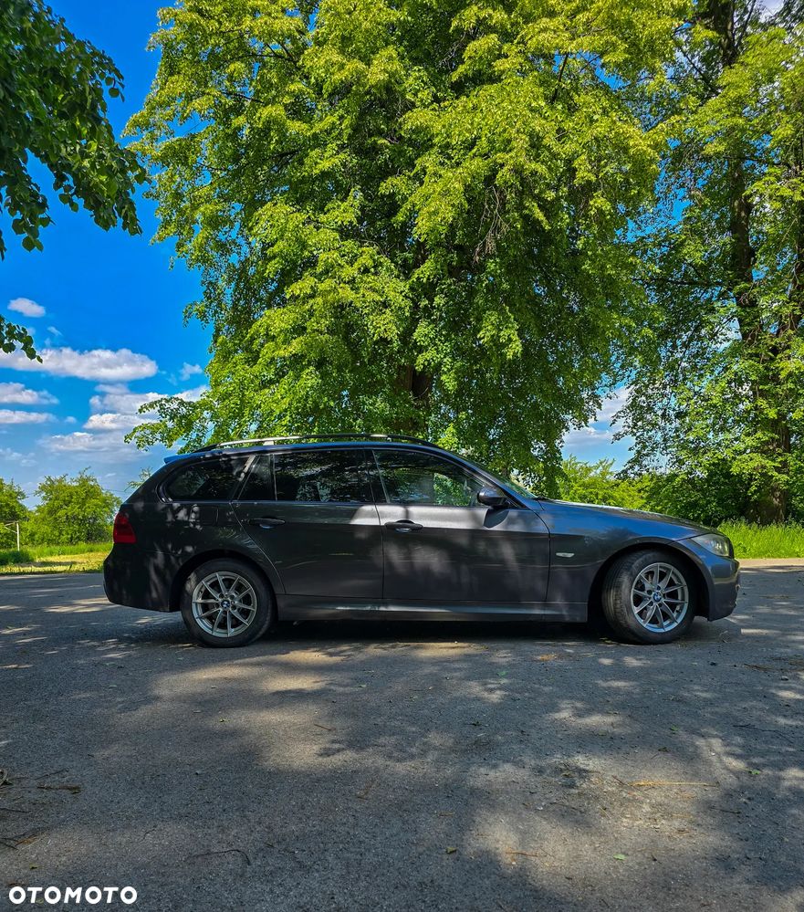 BMW Seria 3 - 2