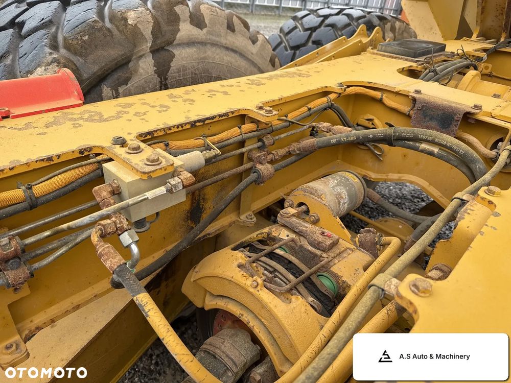 Caterpillar 730C - 6
