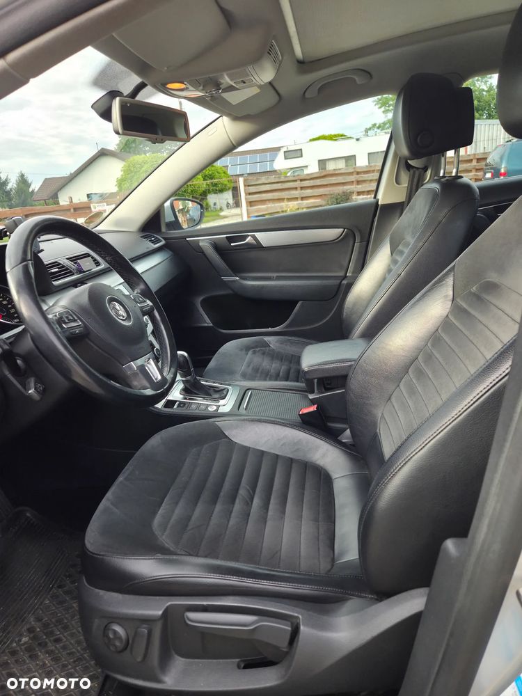 Volkswagen Passat 2.0 TDI DPF Highline DSG - 16