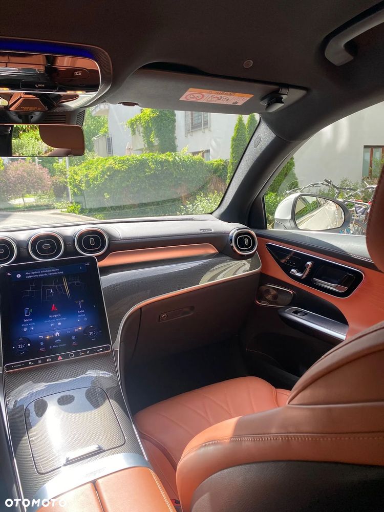 Mercedes-Benz GLC 300 4Matic 9G-TRONIC AMG Line Advanced - 19