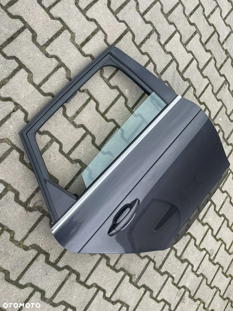 Audi A4 B8 Avant drzwi tył tylne prawe LZ7L. - 3