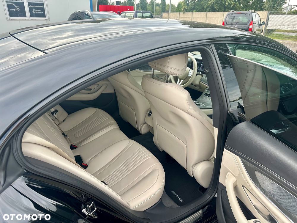 Mercedes-Benz CLS 350 9G-TRONIC AMG Line - 15