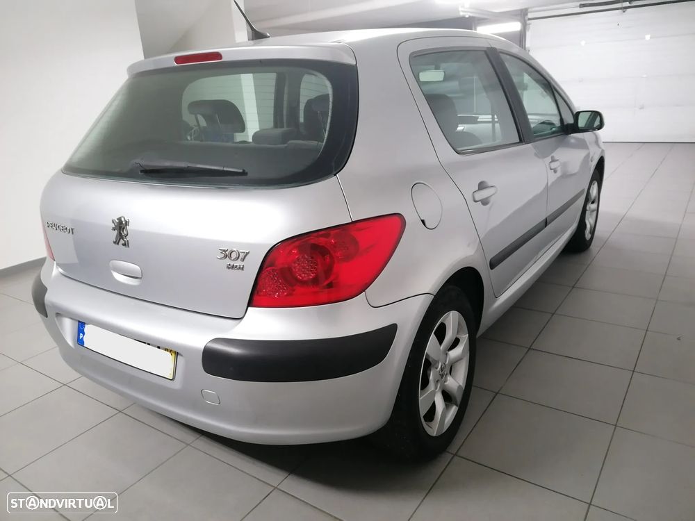 Peugeot 307 1.4 HDi Premium - 6