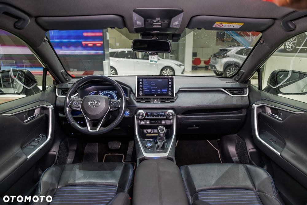 Toyota RAV4 - 4