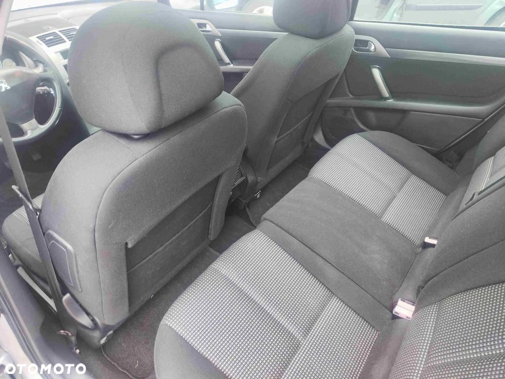Peugeot 407 135 Premium - 8