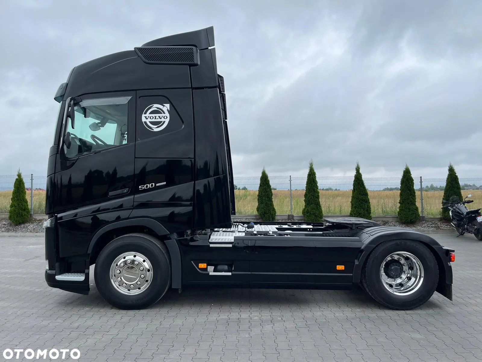 Volvo FH500 / 2021 / NISKI PRZEB / LEKKI 7000 kg / SPROWADZONY Z NIEMIEC - 8
