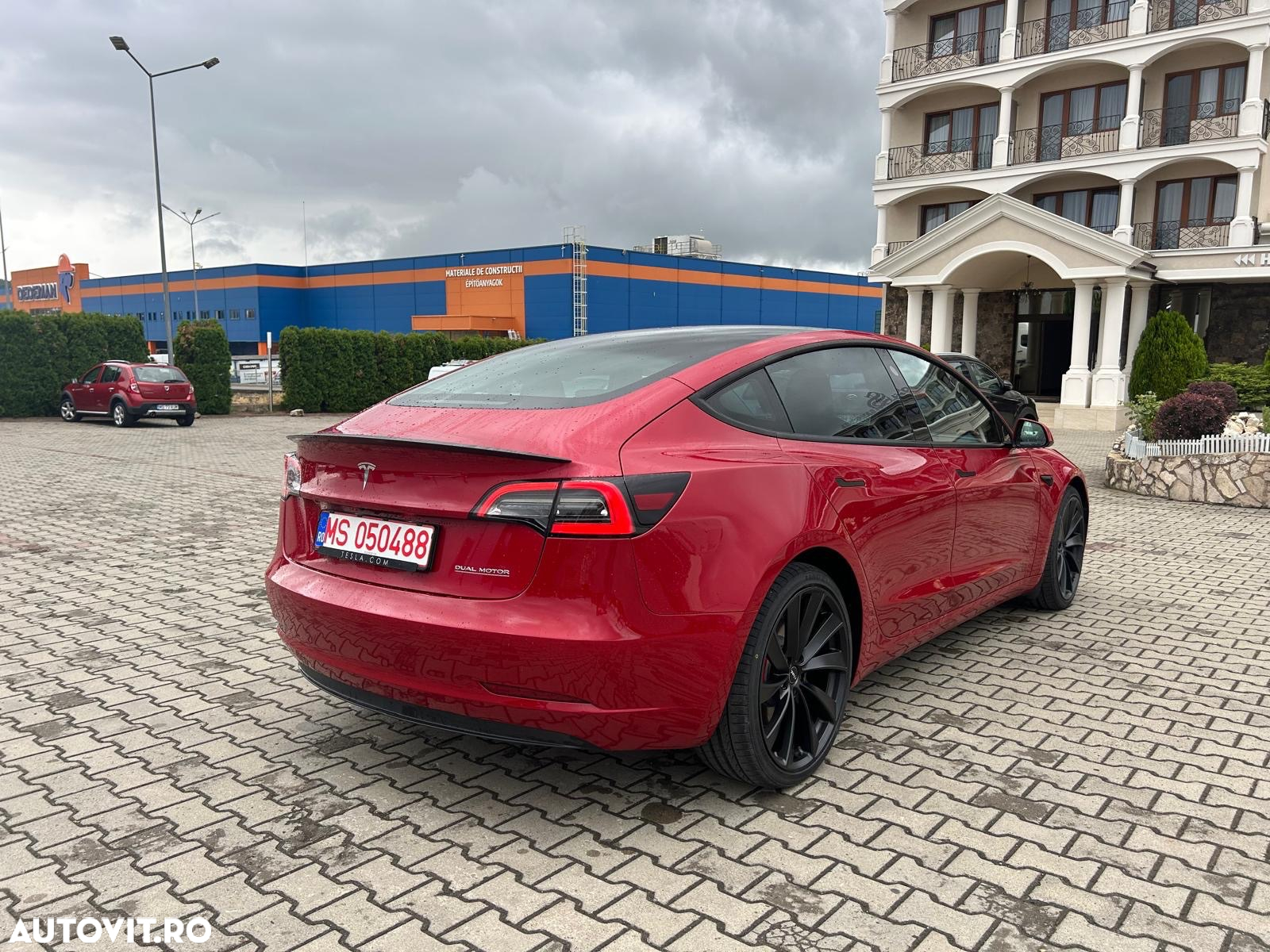 Tesla Model 3 Performance - 4