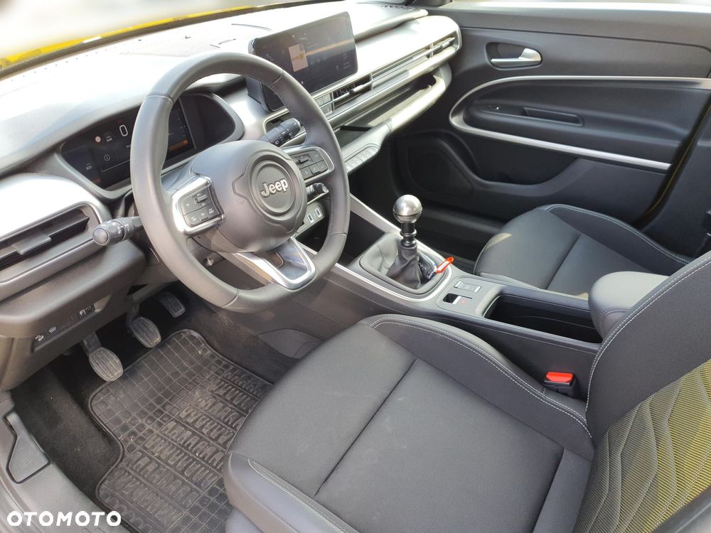 Jeep Avenger 1.2 GSE T3 Altitude FWD - 9