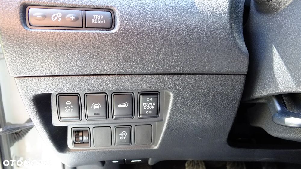 Nissan X-Trail 1.6 DCi Tekna 2WD - 26