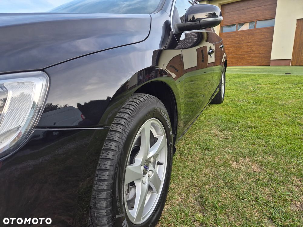 Volvo V60 D4 AWD Momentum - 11