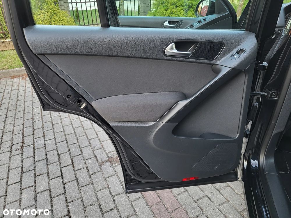 Volkswagen Tiguan - 29