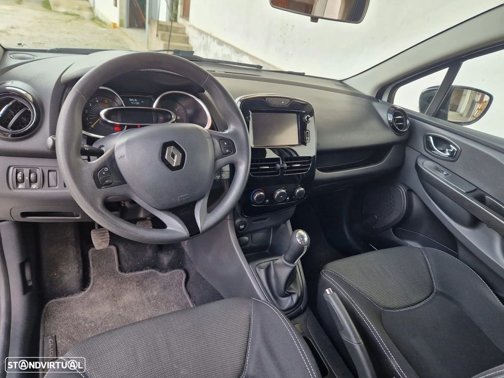 Renault Clio Sport Tourer 1.5 dCi - 5