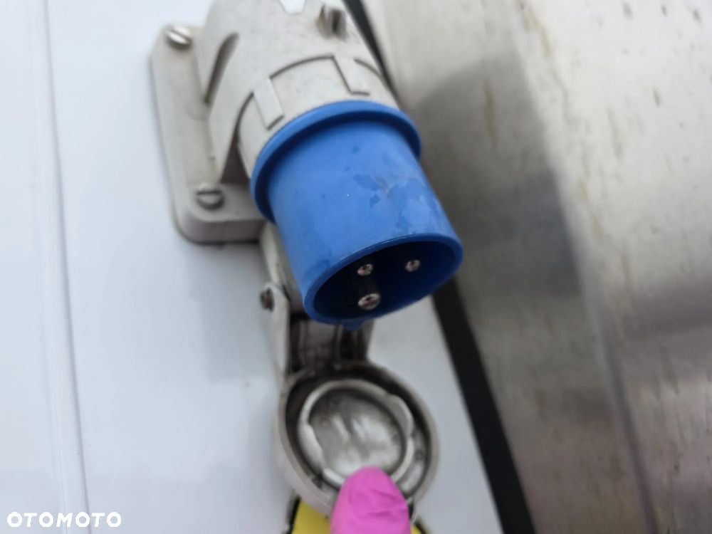 Opel Vivaro Chłodnia - 15