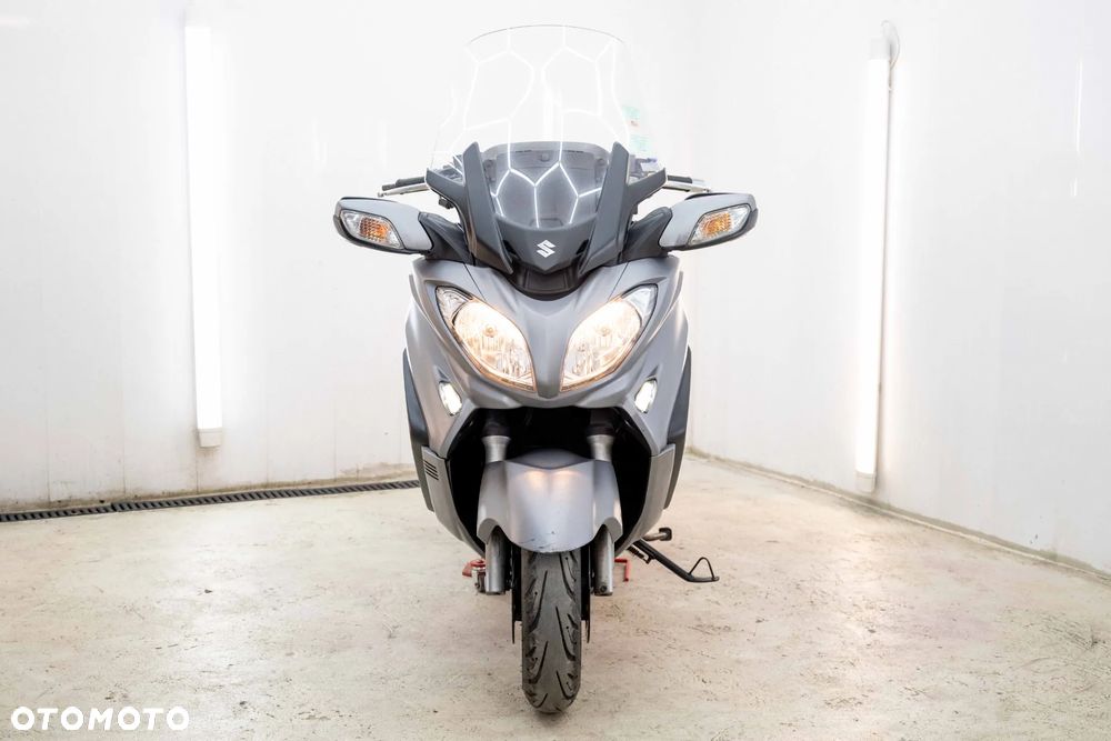 Suzuki Burgman - 3