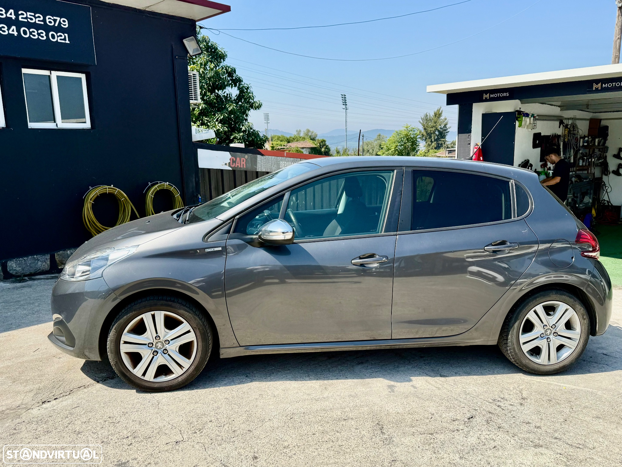 Peugeot 208 1.2 PureTech Style - 43