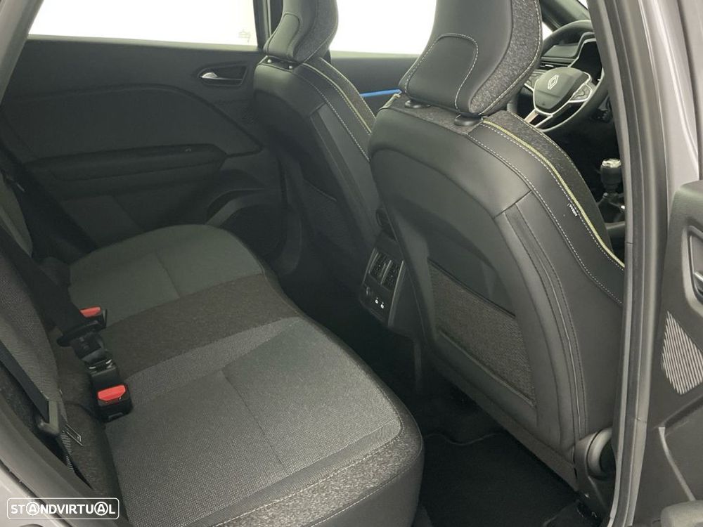 Renault Captur 1.0 TCe Techno Bi-Fuel - 25