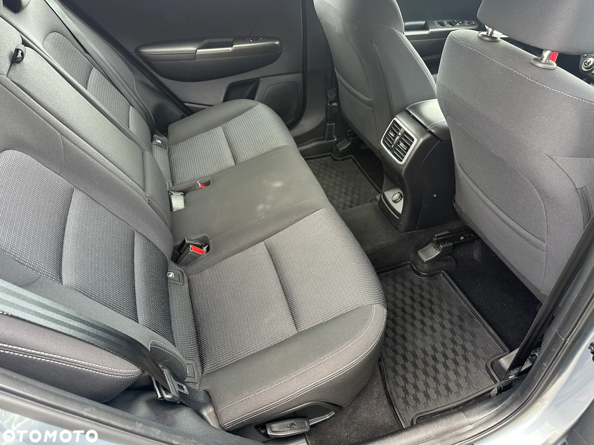 Kia Sportage 1.6 CRDI AWD GT LINE - 29