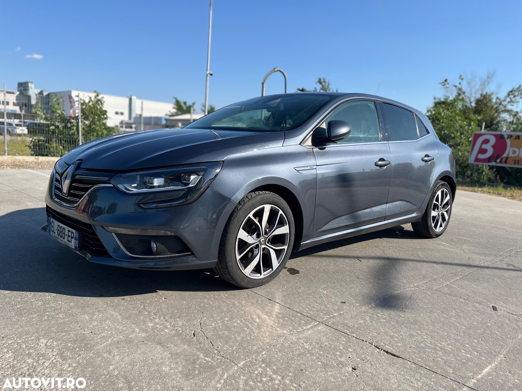 Renault Megane ENERGY dCi 110 EDC BOSE EDITION - 3