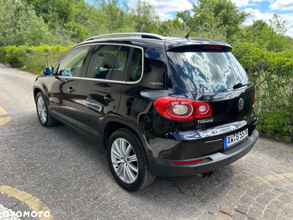 Volkswagen Tiguan 2.0 TDI DPF BlueMotion Technology Exclusive - 6