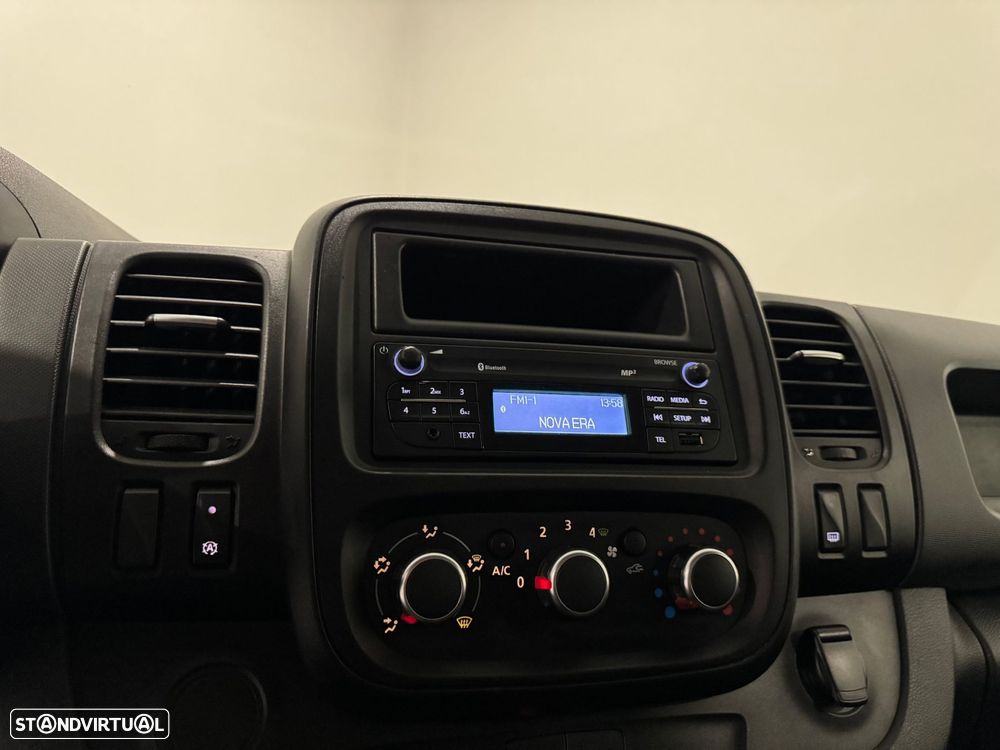 Renault Trafic 2.0 dCi L2H2 1.2T - 8