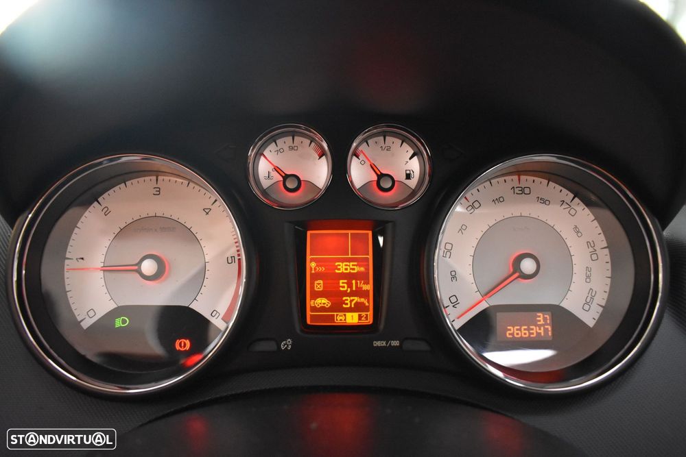 Peugeot 308 CC 1.6 HDi Sport - 28