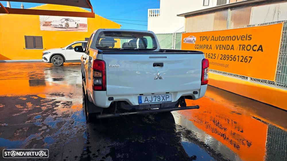 Mitsubishi L200 2.3 DI-D CD Invite 2WD - 16