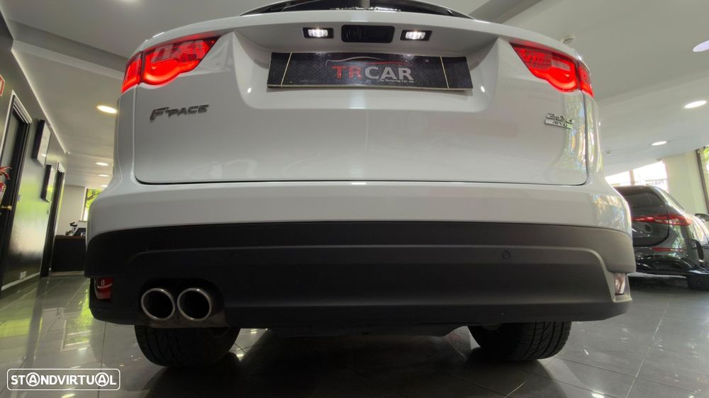 Jaguar F-Pace 2.0 i4D R-Sport AWD Aut. - 27