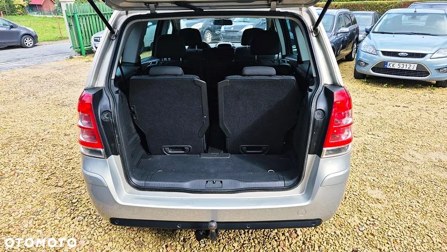 Opel Zafira 1.8 Cosmo EasyTronic EU5 - 34