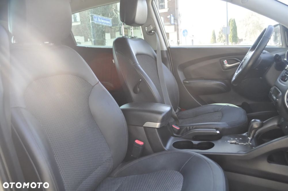 Hyundai ix35 2.0 2WD Automatik Style - 8