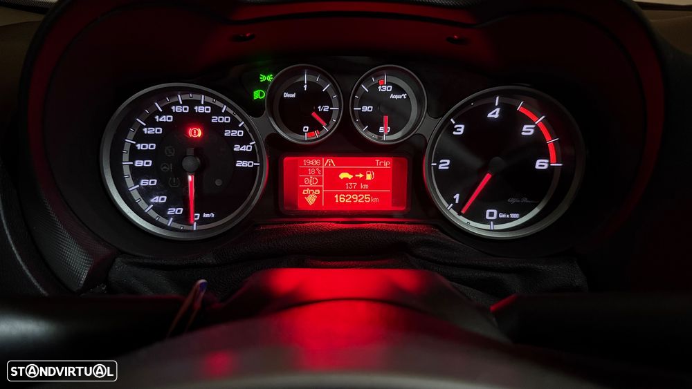 Alfa Romeo MiTo - 11