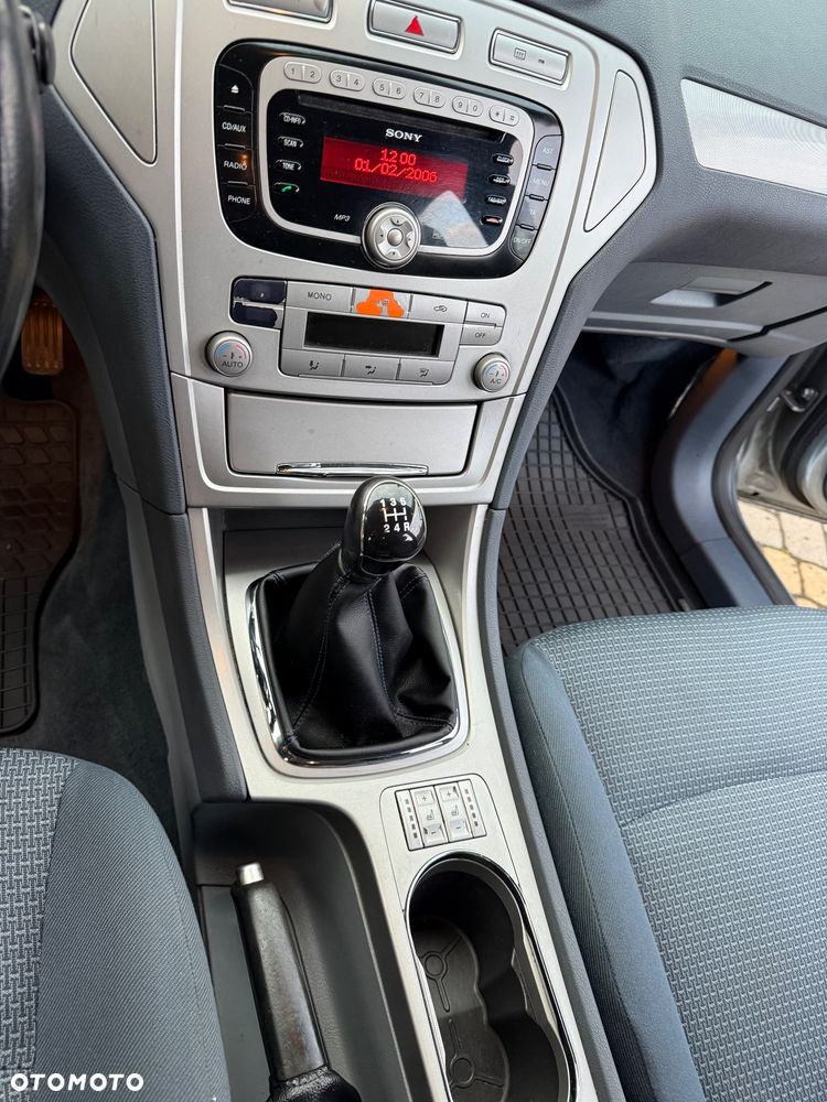 Ford Mondeo - 9