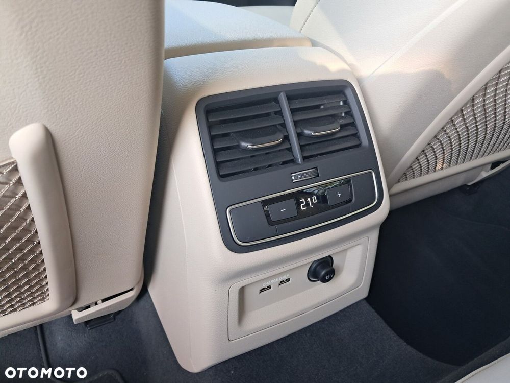 Audi A4 Limousine - 27