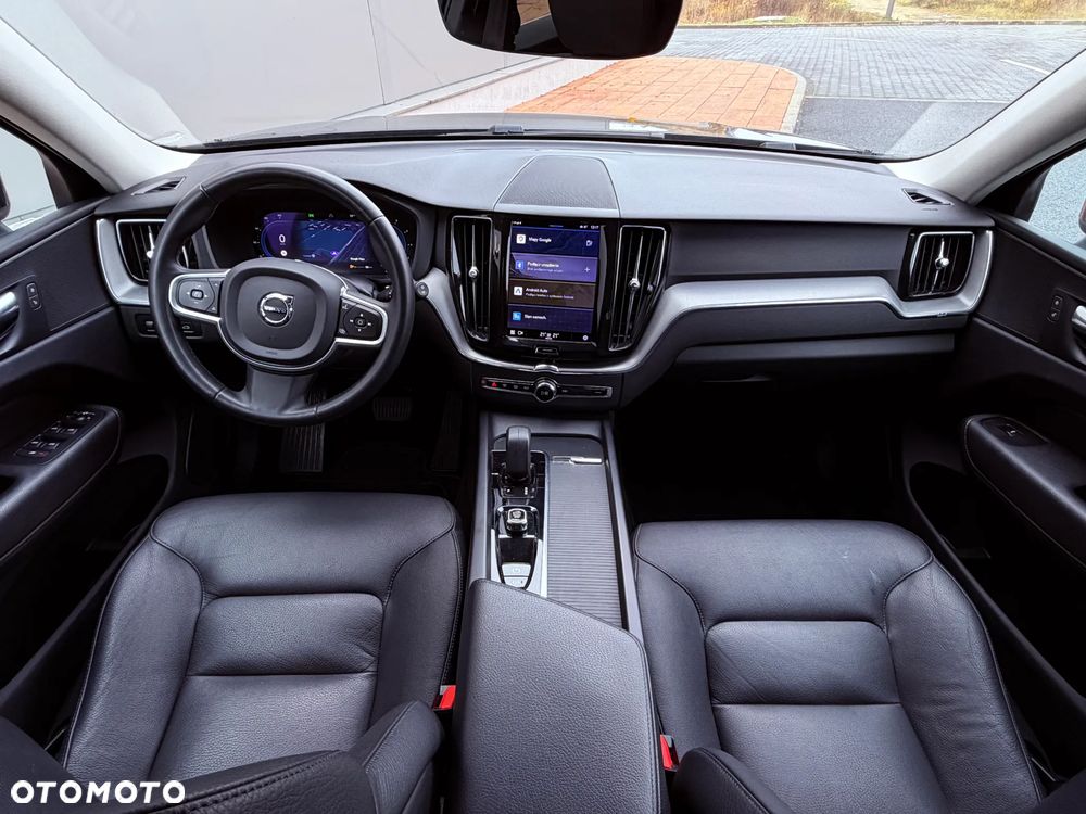 Volvo XC 60 B4 D Geartronic Momentum - 8