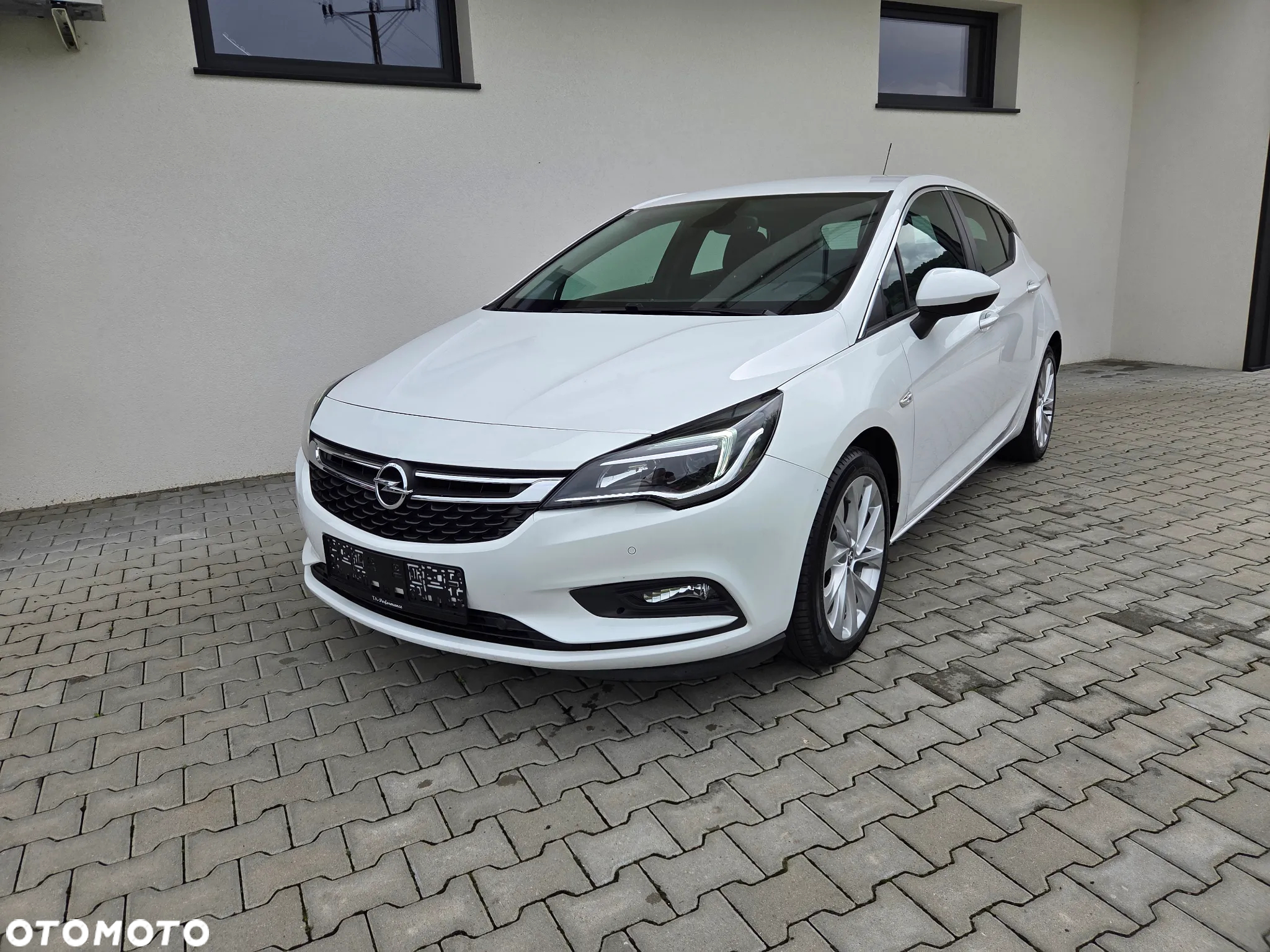Opel Astra - 2