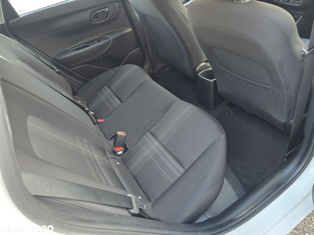 Hyundai i20 1.2 L 84CP 5DR Comfort - 11