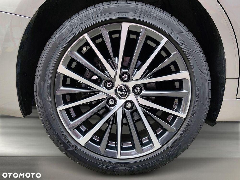 Lexus ES 300h Business Edition - 35