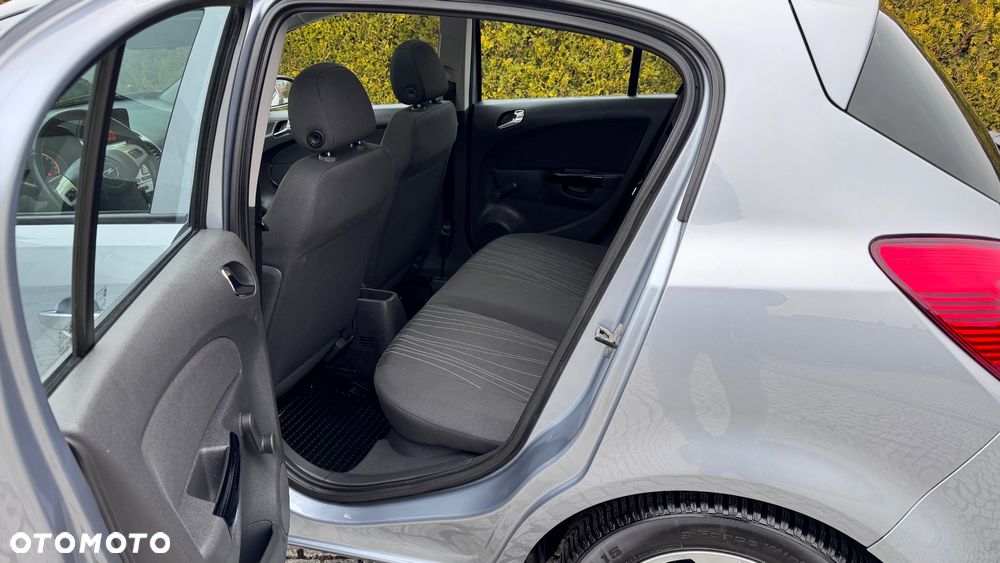 Opel Corsa - 18