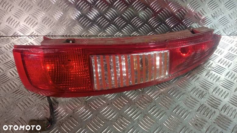 LAMPA PRAWA TYLNA TATA INDICA - 1