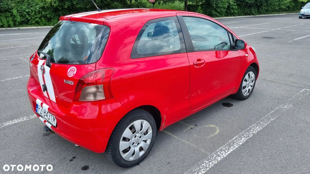 Toyota Yaris - 6