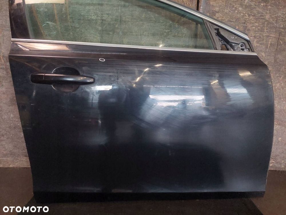 DRZWI KOMPLETNE PRAWY PRZÓD VOLVO V40 II 452-46 - 2