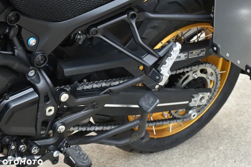 QJMOTOR SRT900SX - 24