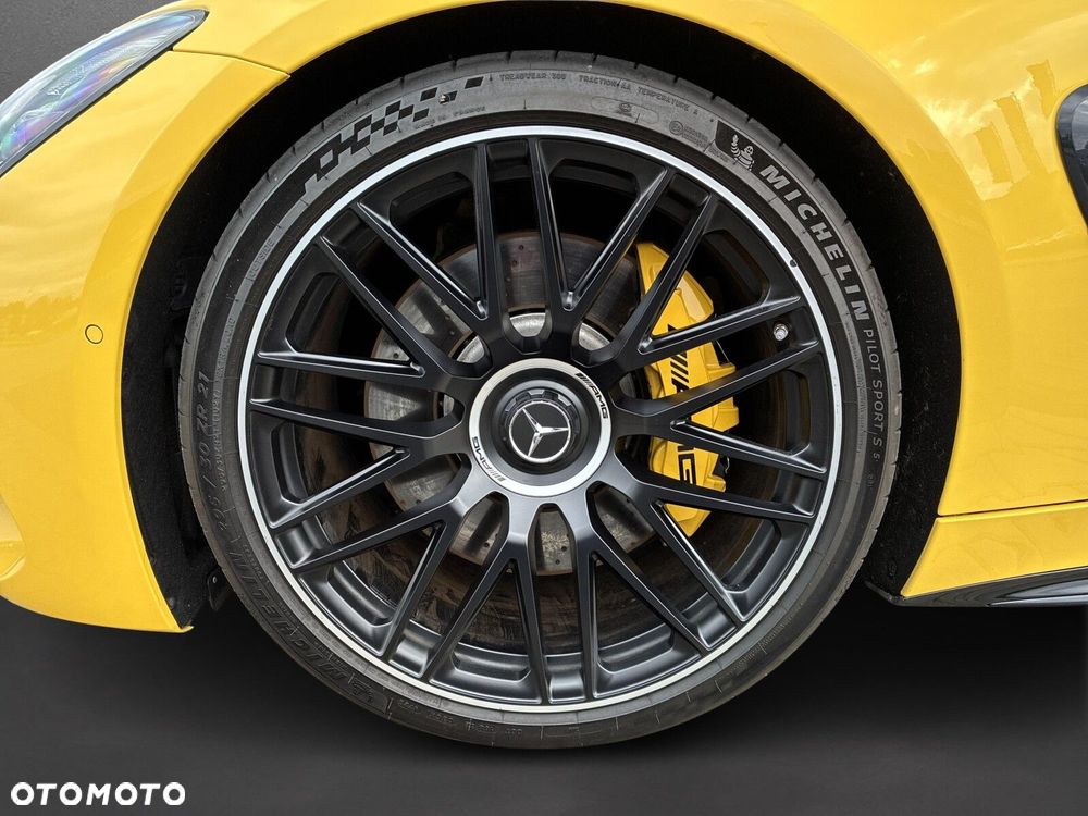 Mercedes-Benz AMG GT 63 4Matic+ - 10