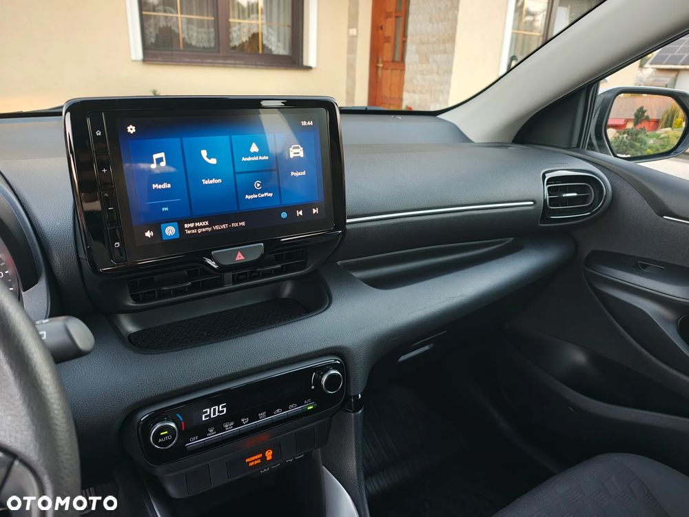 Toyota Yaris Hybrid 1.5 Active - 12